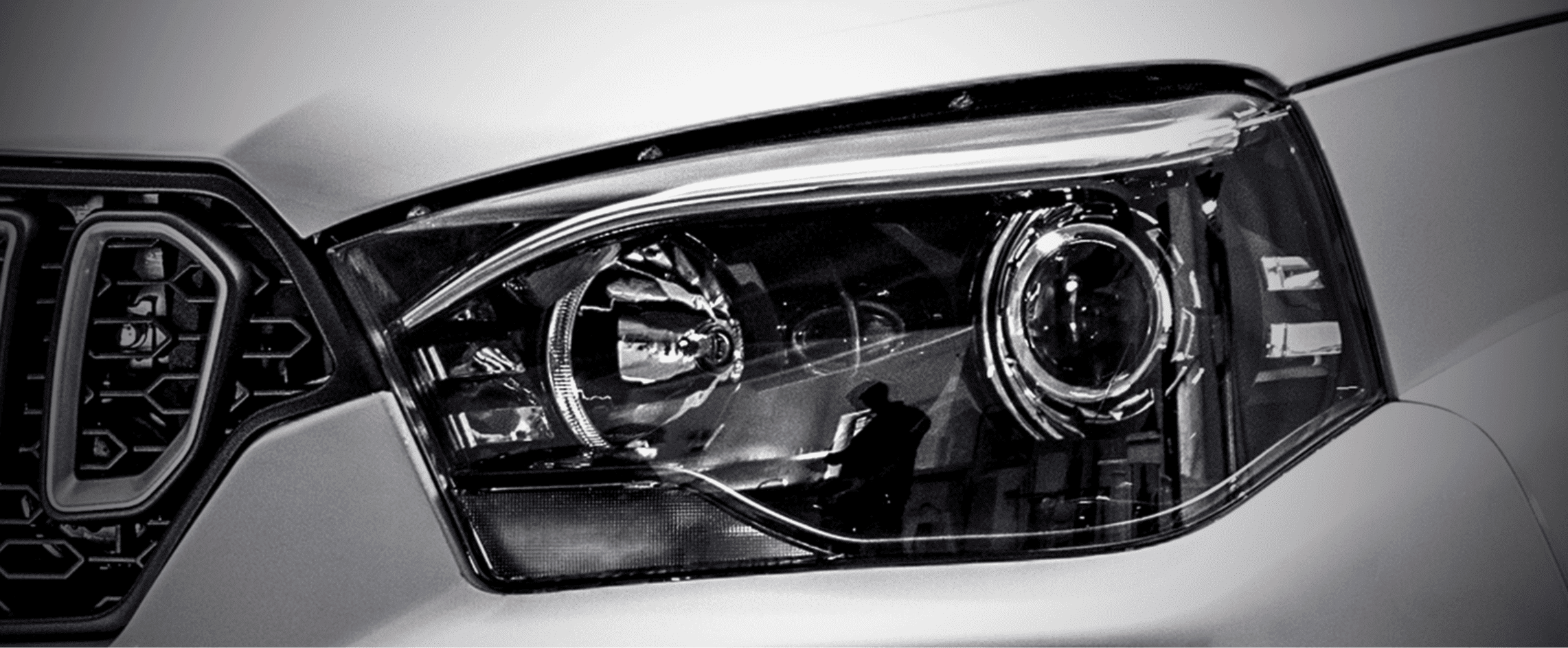 Pik Up Single Cab — Dual Projector Headlamps