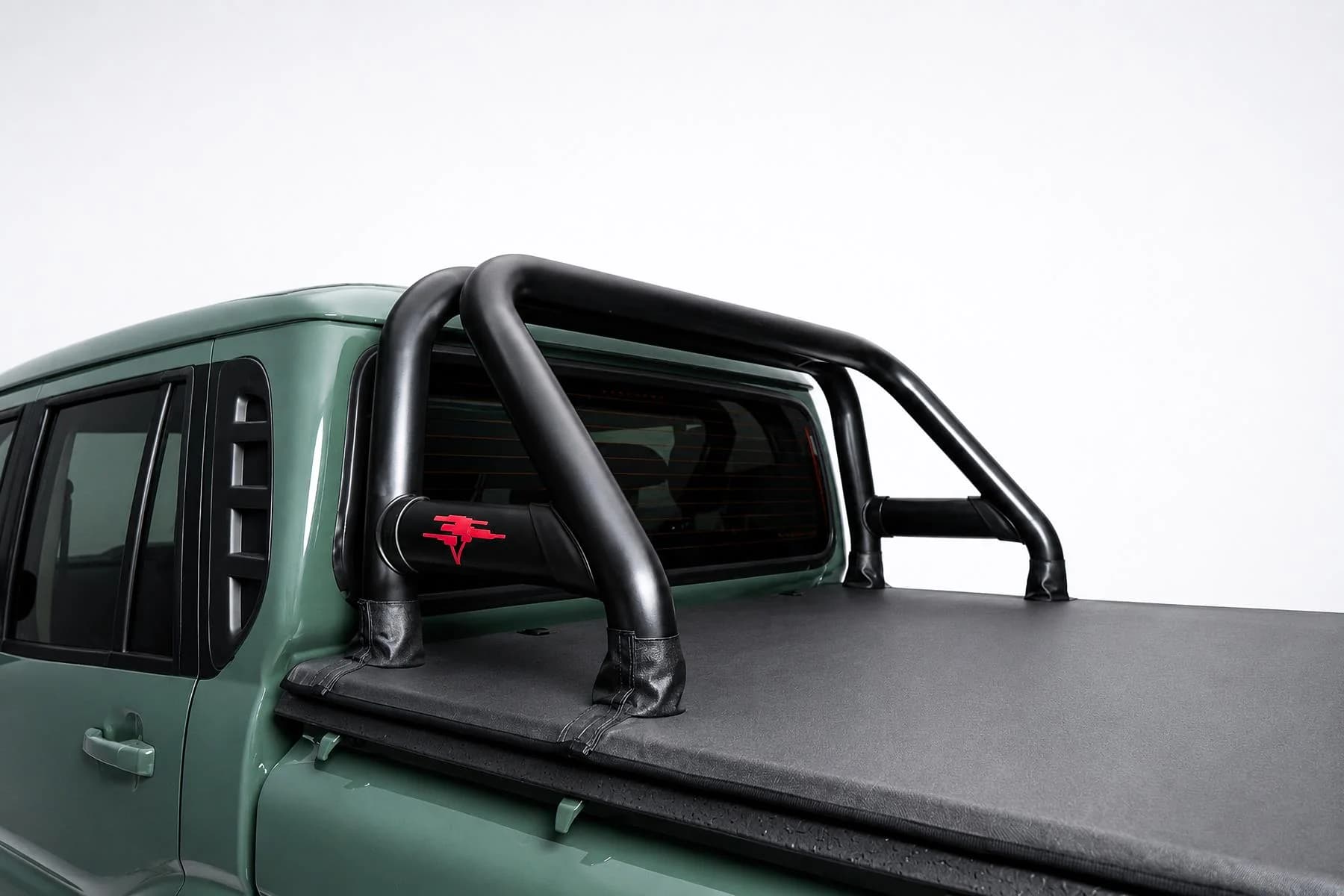 Karoo Special Edition Mist roll bar and tonneau cover